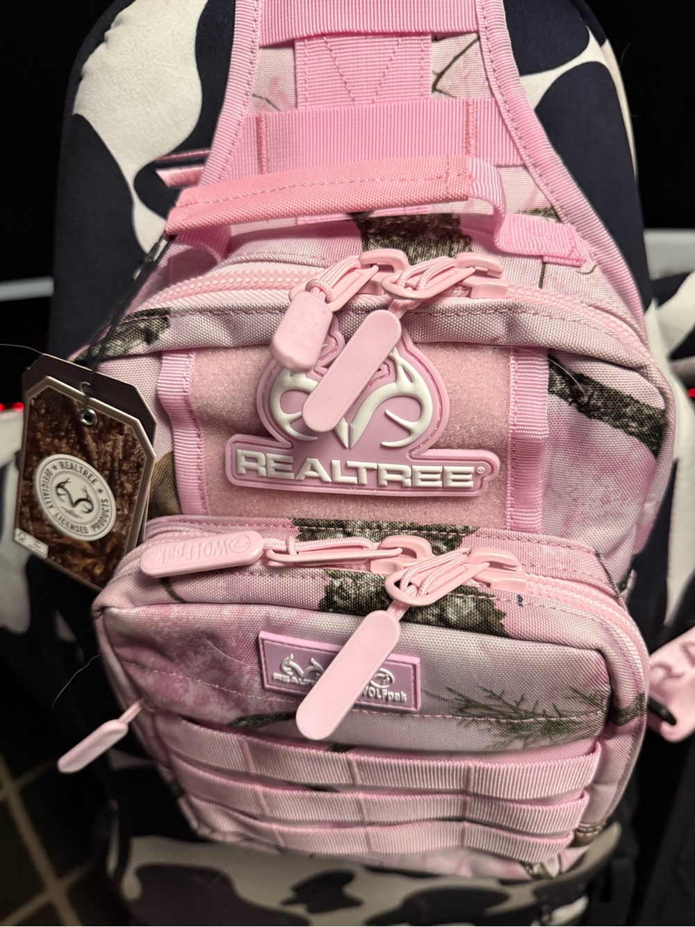 Wolfpak Realtree 9L Pink Camo Crossbody Sling Pack